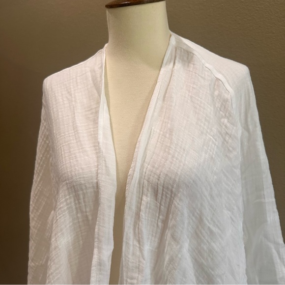 White Textured Poncho LL Bean Women's Cloud Gauze Wrap EUC Cotton - Picture 8 of 11